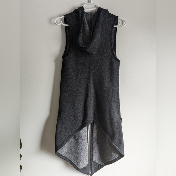 Annie Thompson Drape Hoodie Tunic Gray - small - Picture 4 of 7